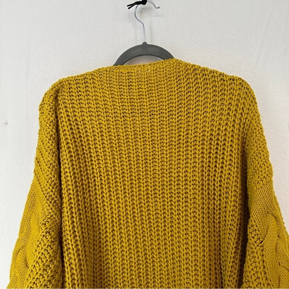 Moon & Madison Cable Knit Cardigan Womans Size XS Mustard Yellow - Picture 6 of 10